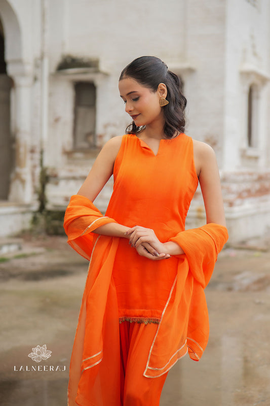 Sunehri solid Farshi Salwar Set